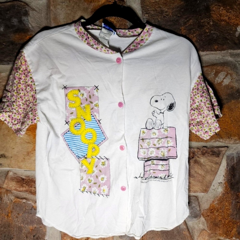 Flirts vintage peanuts button down white floral Shirt